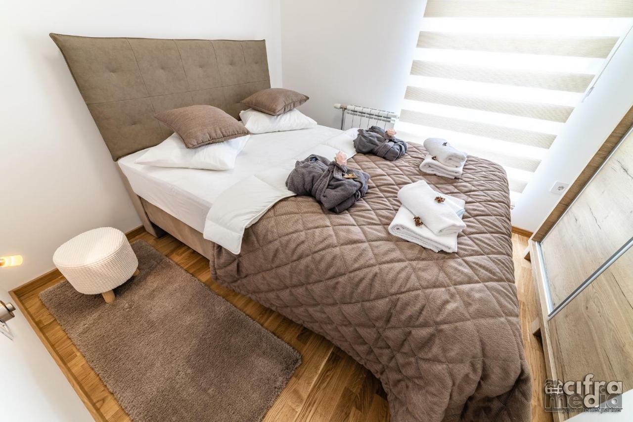 Apartmani Alexandar15 诺威萨 外观 照片